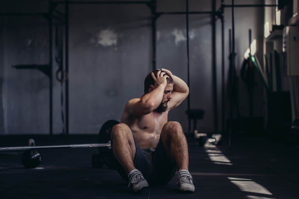 16 Best Dumbbell Oblique Exercises for Strong Core oblique exercises with dumbbells