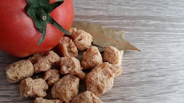 List of 20 Highest Protein Foods for Weight Gain Soya chunk is one of the highest protein foods that are also high in calories and ideal for muscle and weight growth