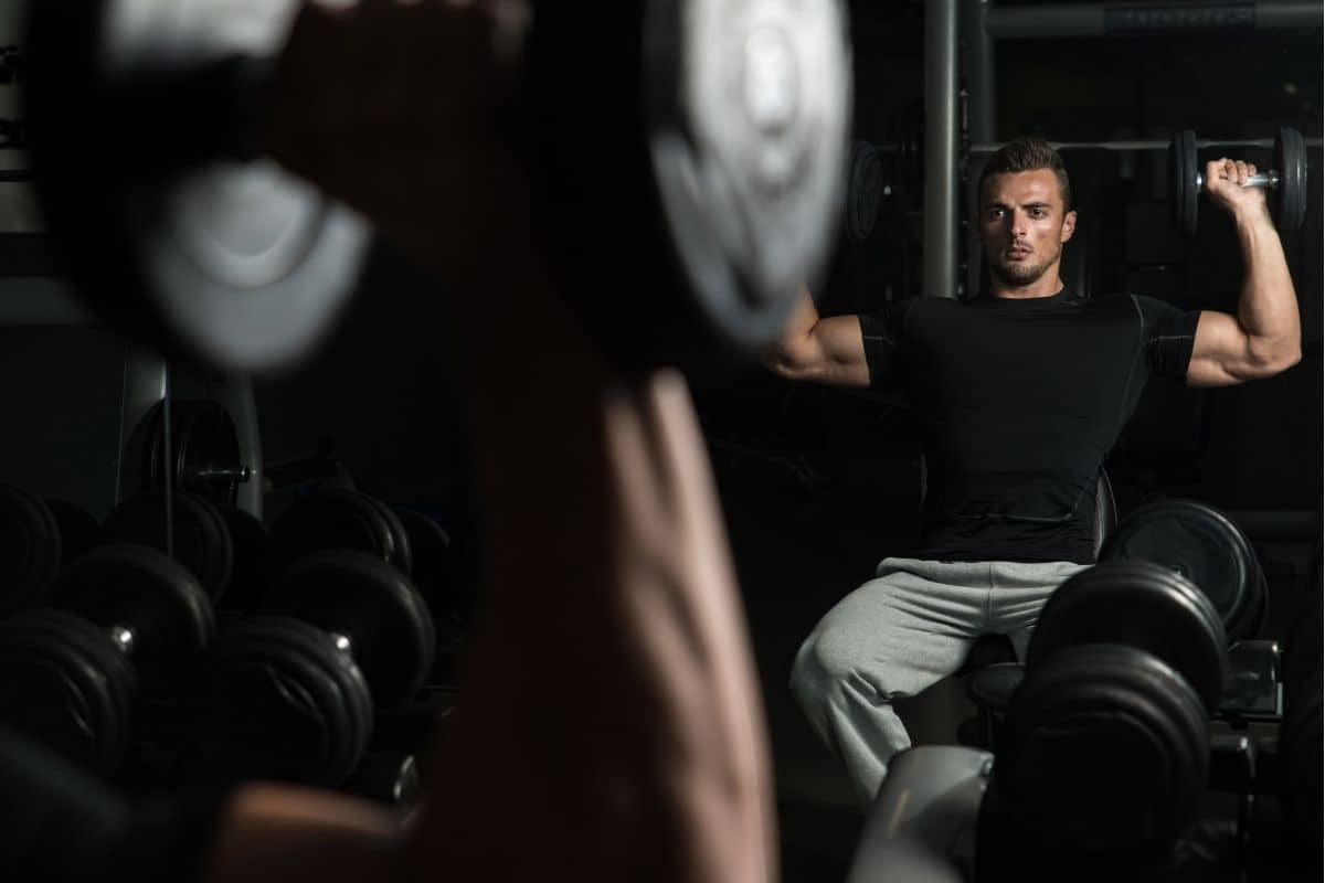shoulder and back workout with dumbbells