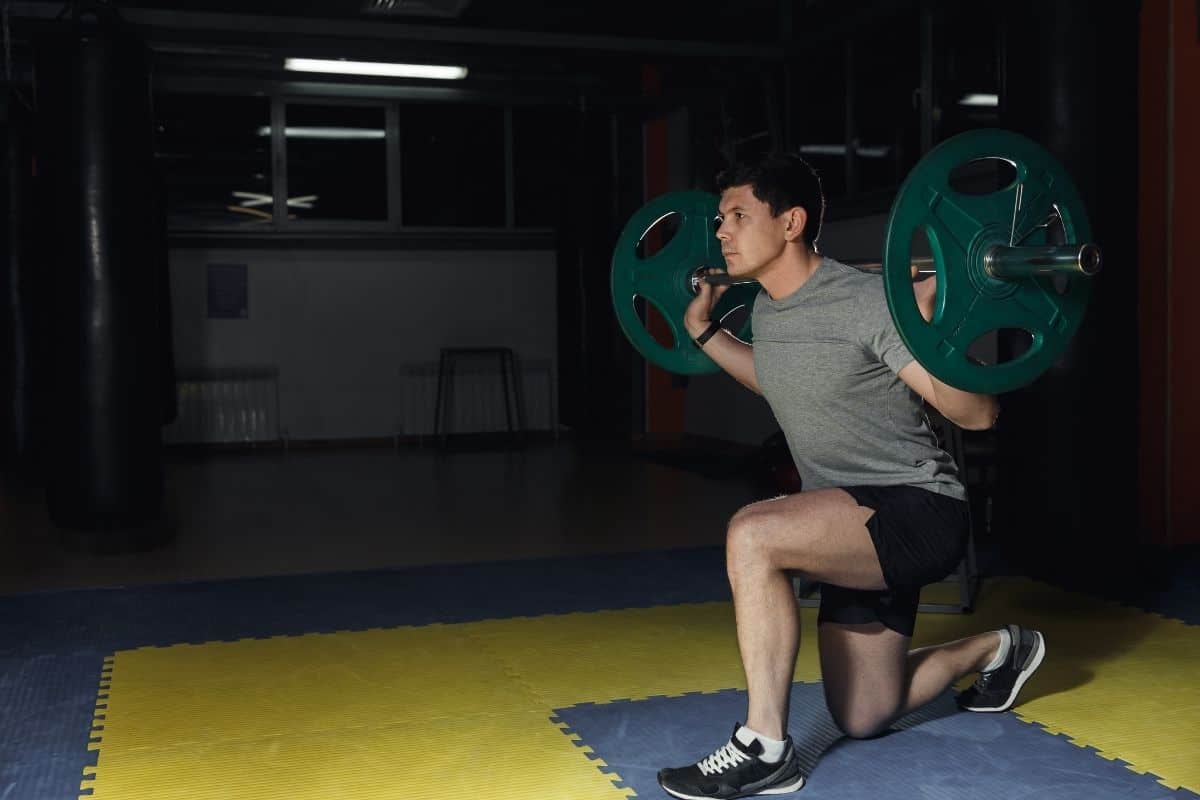 13 Barbell Squat Variations to Build Burliest Legs Split squat is one of the types of barbell squat