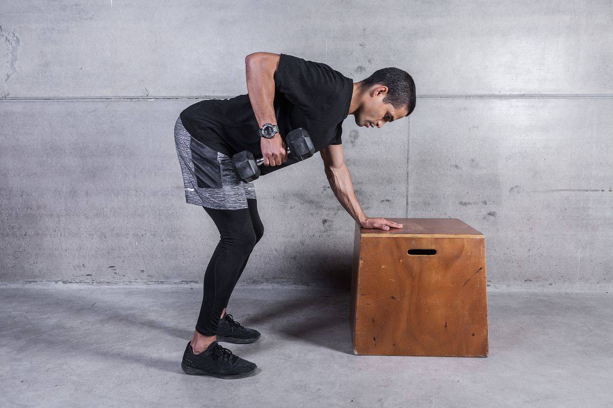 The 6 Best Unilateral Back Exercises To Build Muscles single arm back exercises