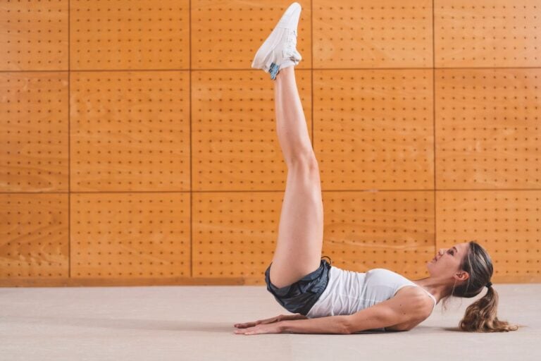 12 Best Isometric Ab Exercises and Core Workouts