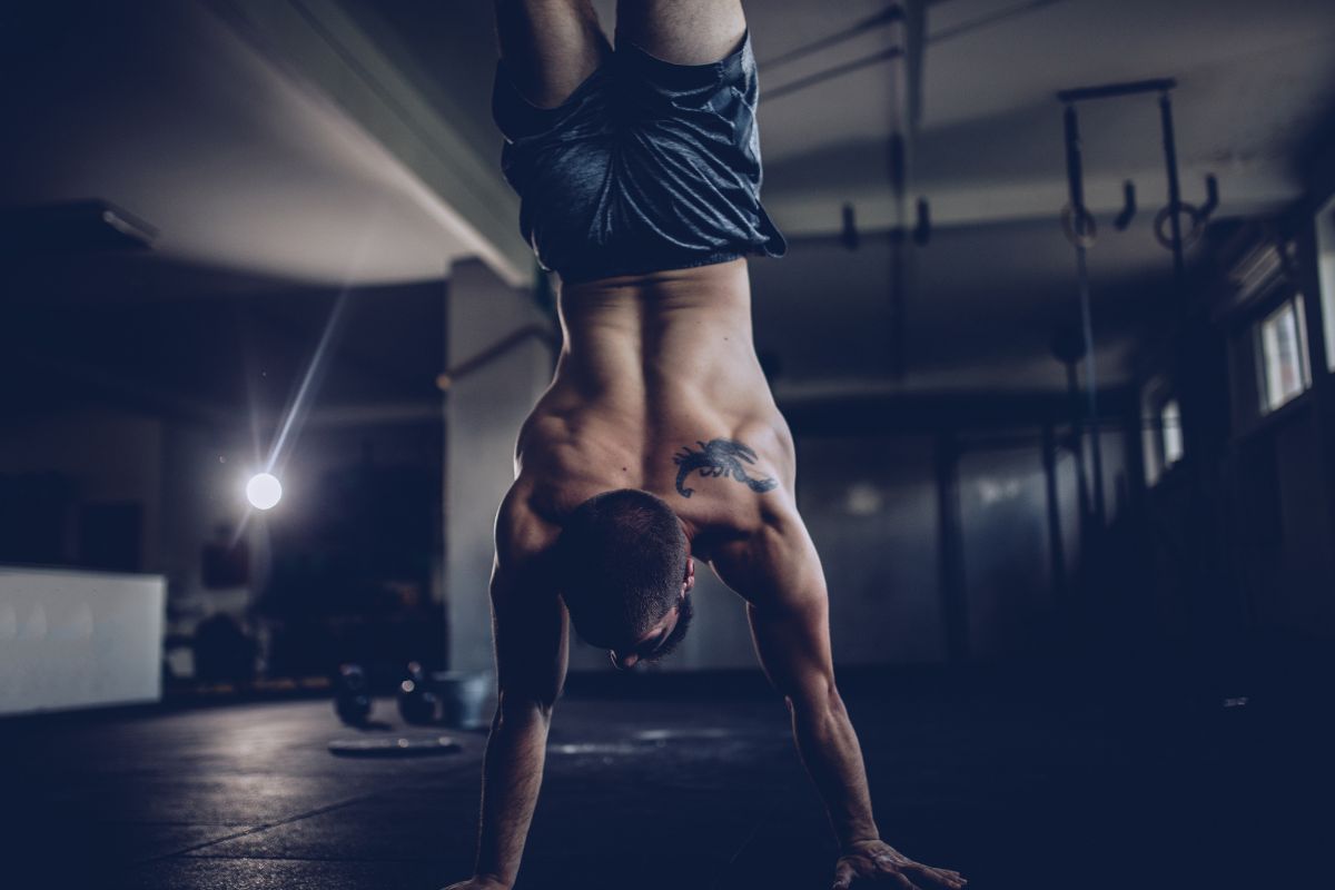 Best Calisthenics Shoulder Workout 10 Exercises The Fitness Phantom Best Calisthenics Shoulder Workout 10 Exercises The Fitness Phantom